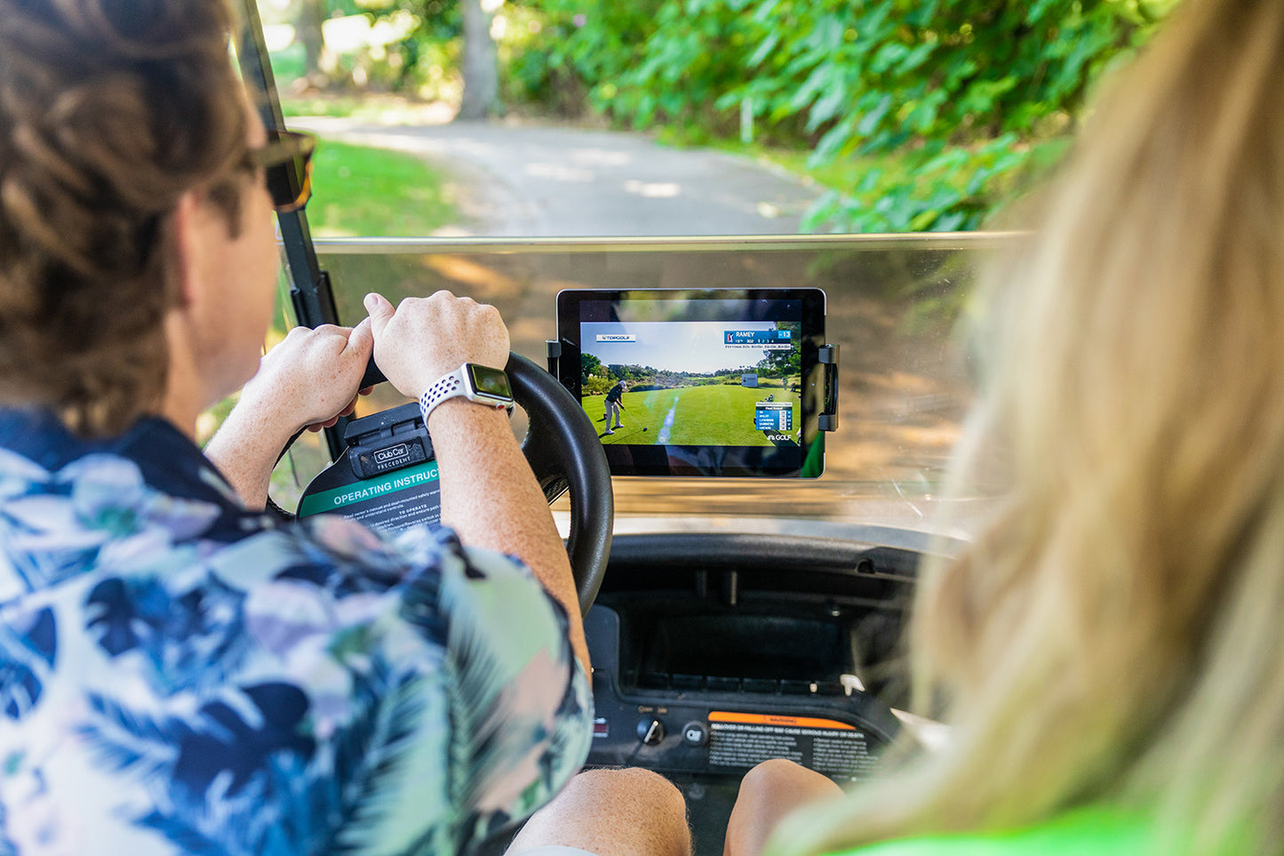 Shaft Caddy™ 2.0 | Golf Cart Phone & Tablet Holder with a Carbon Fiber Shaft